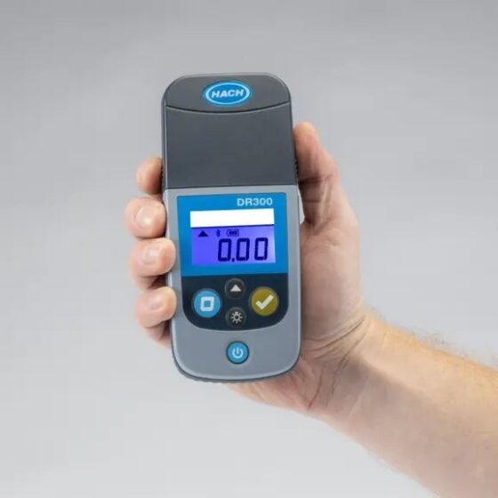 LVP445.99.51110 DR300 Pocket Colorimeter Chlorine