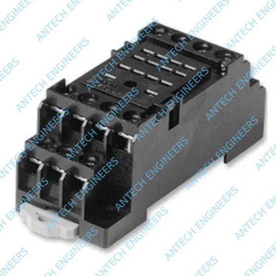 Omron PYFZ0101D Auxiliary Relay Base — OMRON